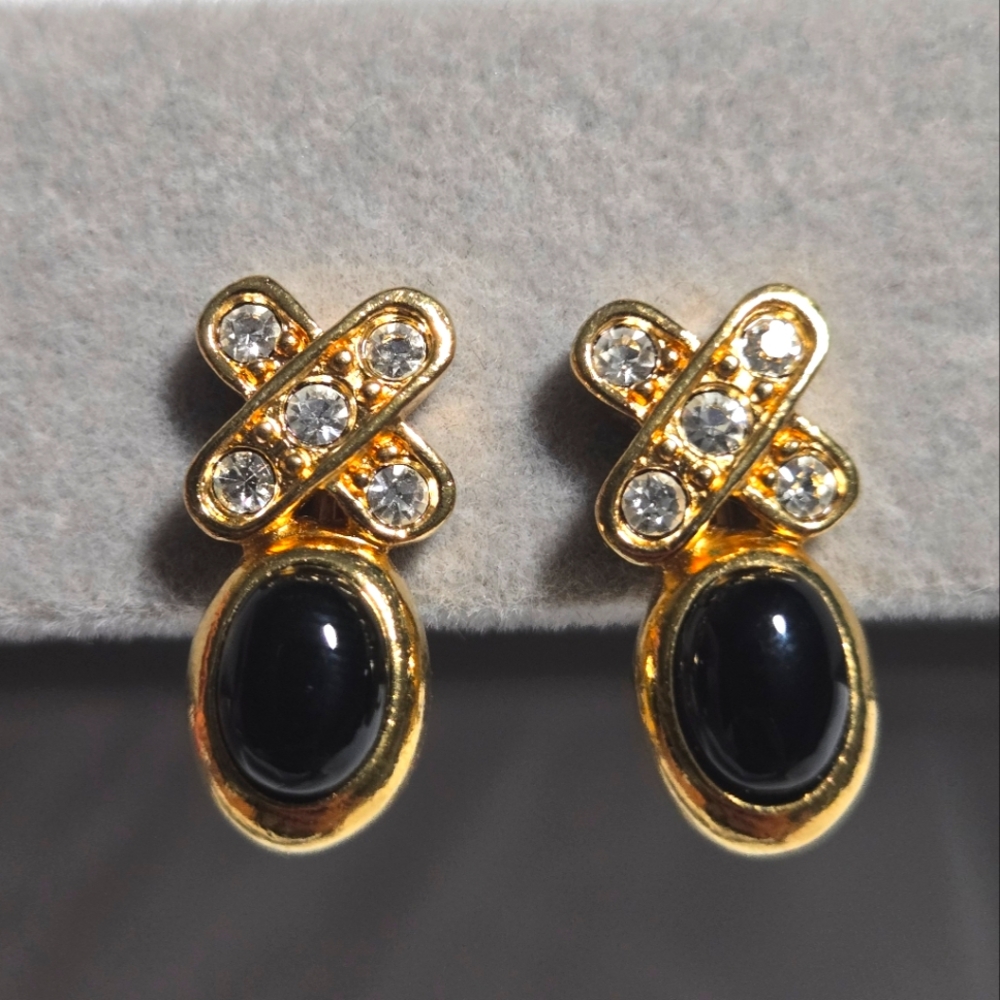 Avon 1995 Gold and Black Onyx Clipon Earrings
